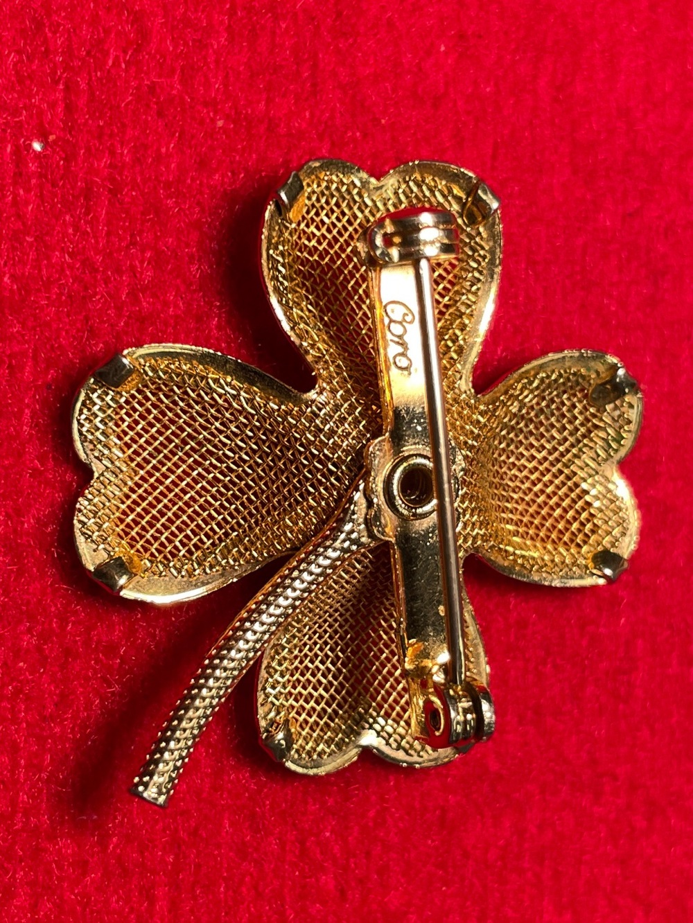 Coro Gold-Tone Four-Leaf Clover Brooch - Picture 7 of 9